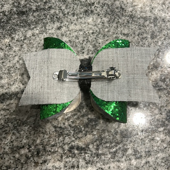 Starbucks Hair Clip - Picture 2 of 5